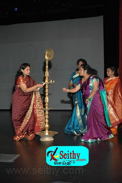 Jaffna-Hindu121013Toronto (8).jpg